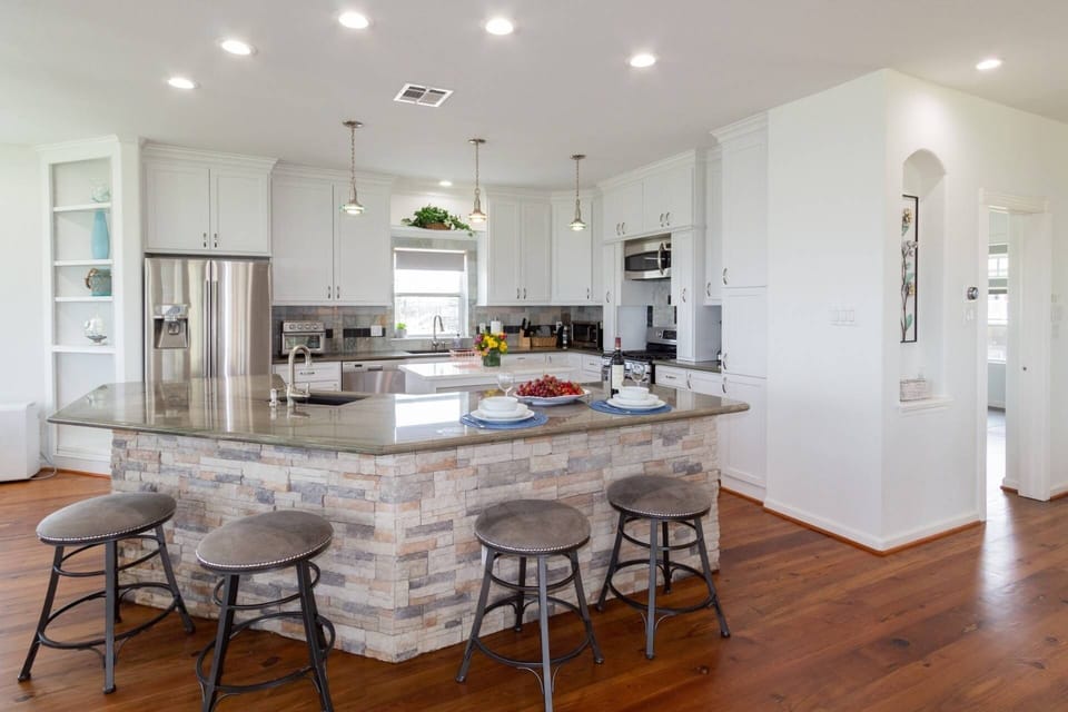 Fully stocked kitchen