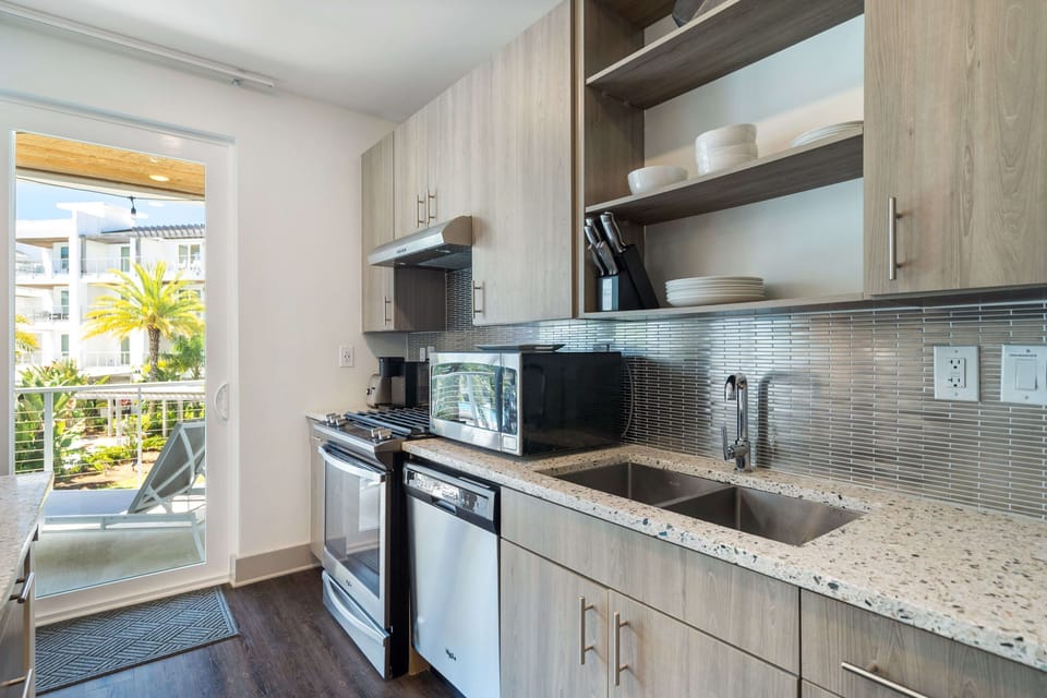 Order grocery delivery for your arrival