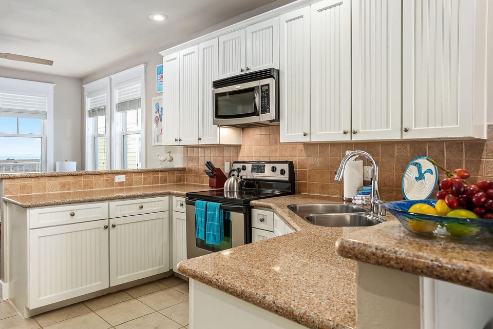 Fully equipped kitchen with all the items you'll need to cook your meals.