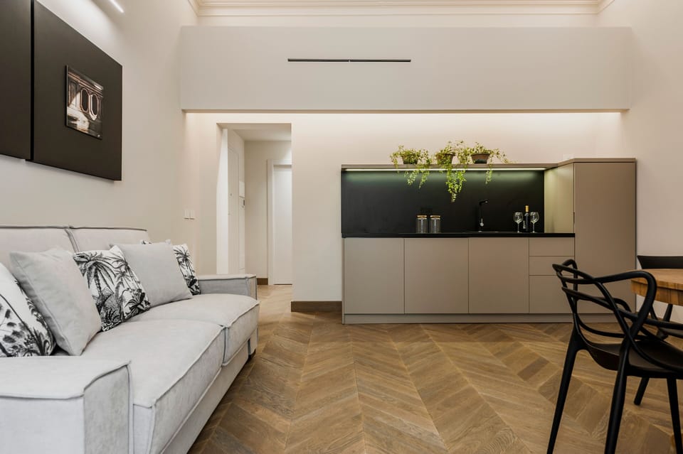 Apartment, 1 Bedroom | Living area | Smart TV