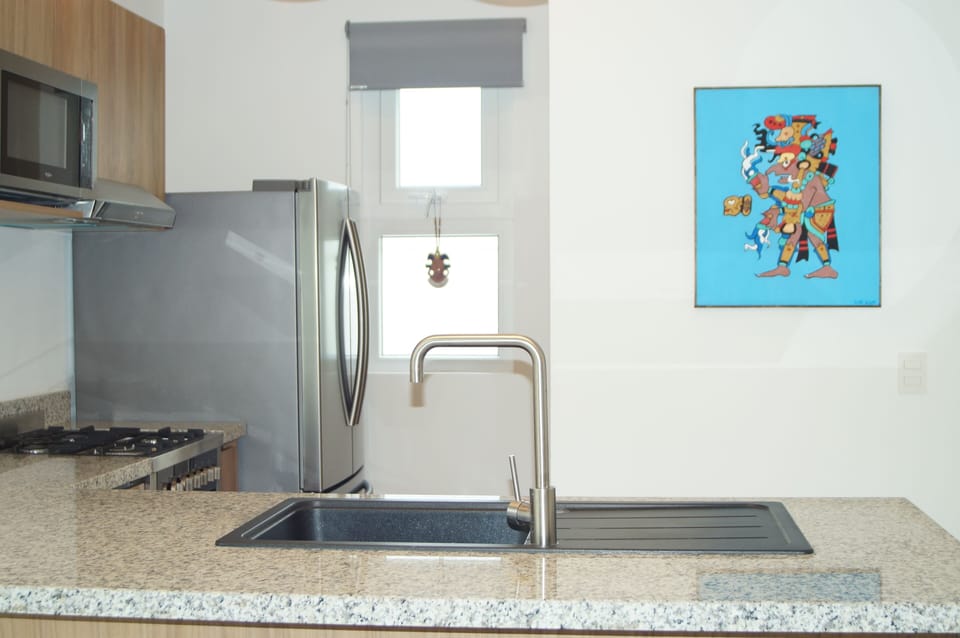 Full kitchen, full size fridege.

