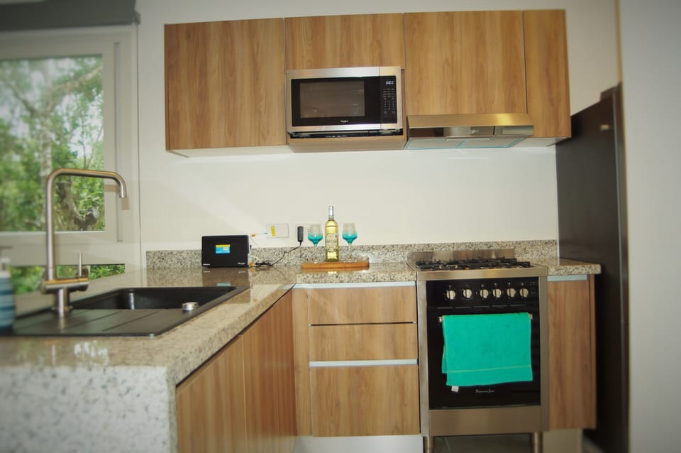 Fully equipped  kitchen.
