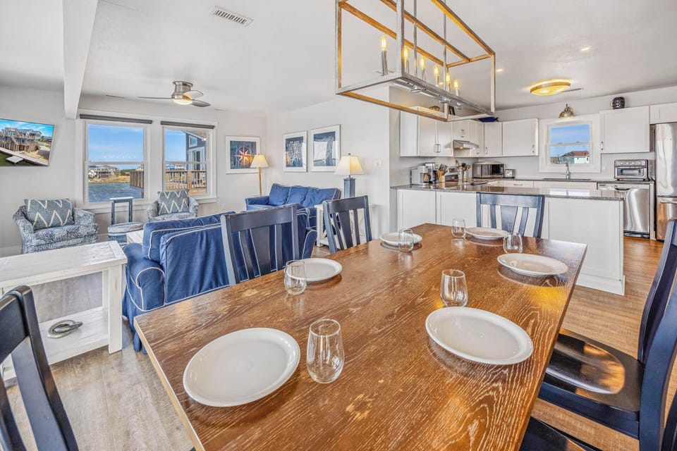 Surf or Sound Realty - 950 - Winds Up - Dining Area -3