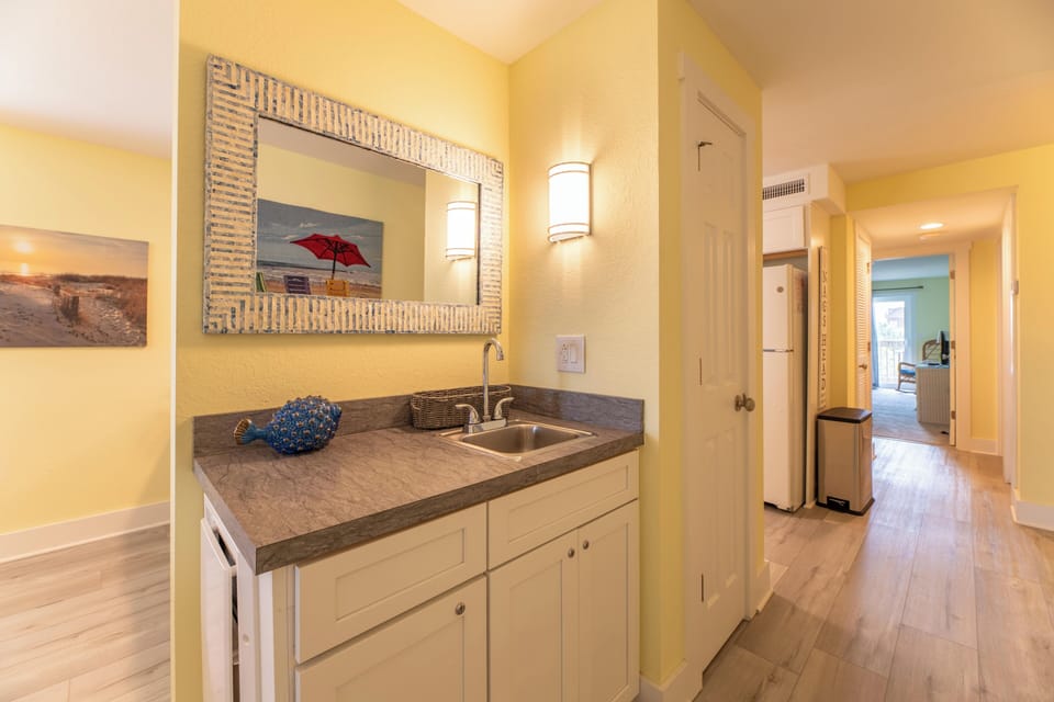 Wet Bar
