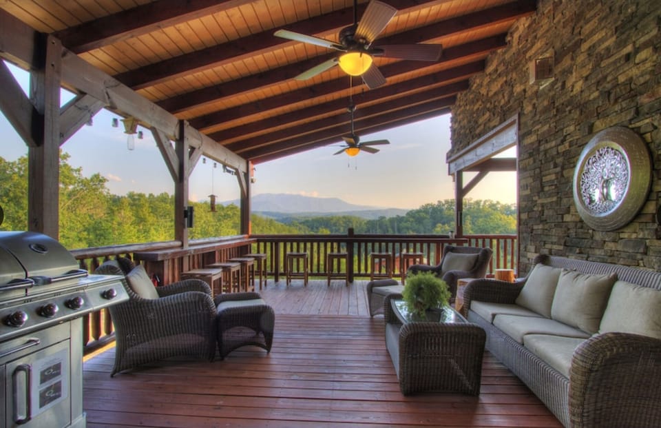 Spacious decks offer top-notch views!