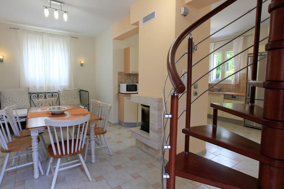 House | 2 bedrooms, WiFi