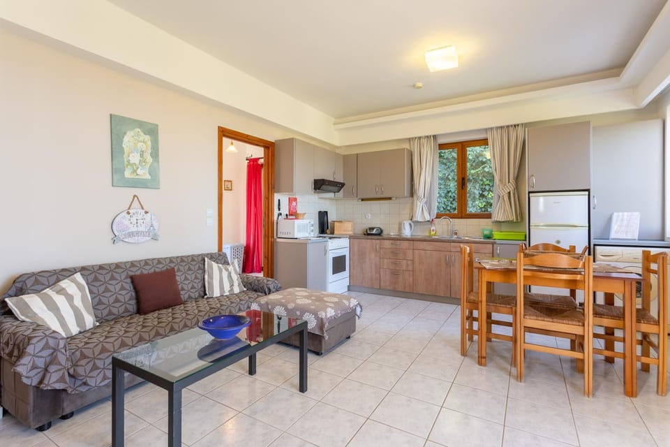 House | 2 bedrooms, soundproofing, iron/ironing board