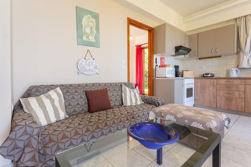 House | 2 bedrooms, soundproofing, iron/ironing board
