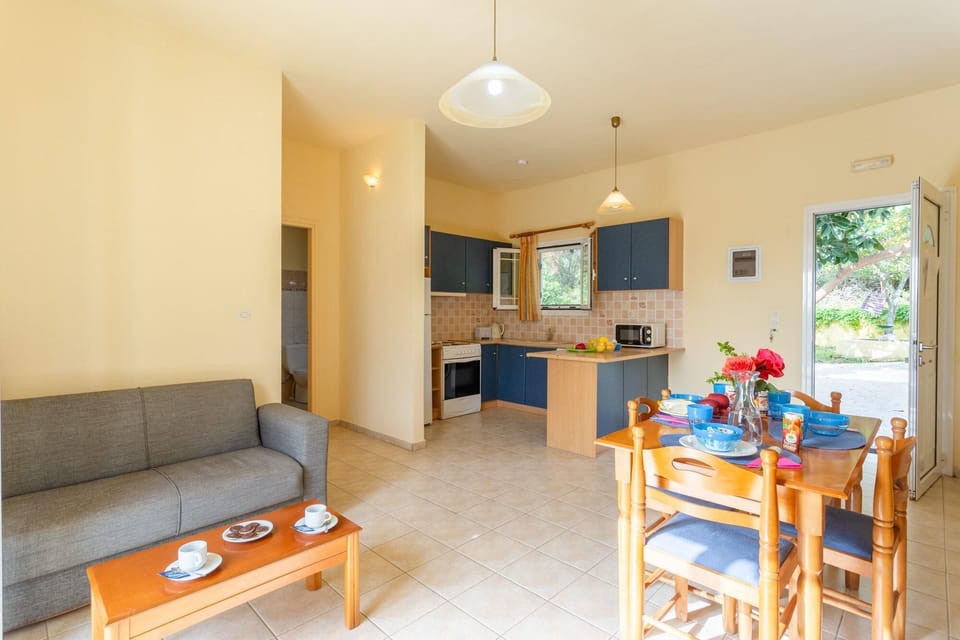House | 1 bedroom
