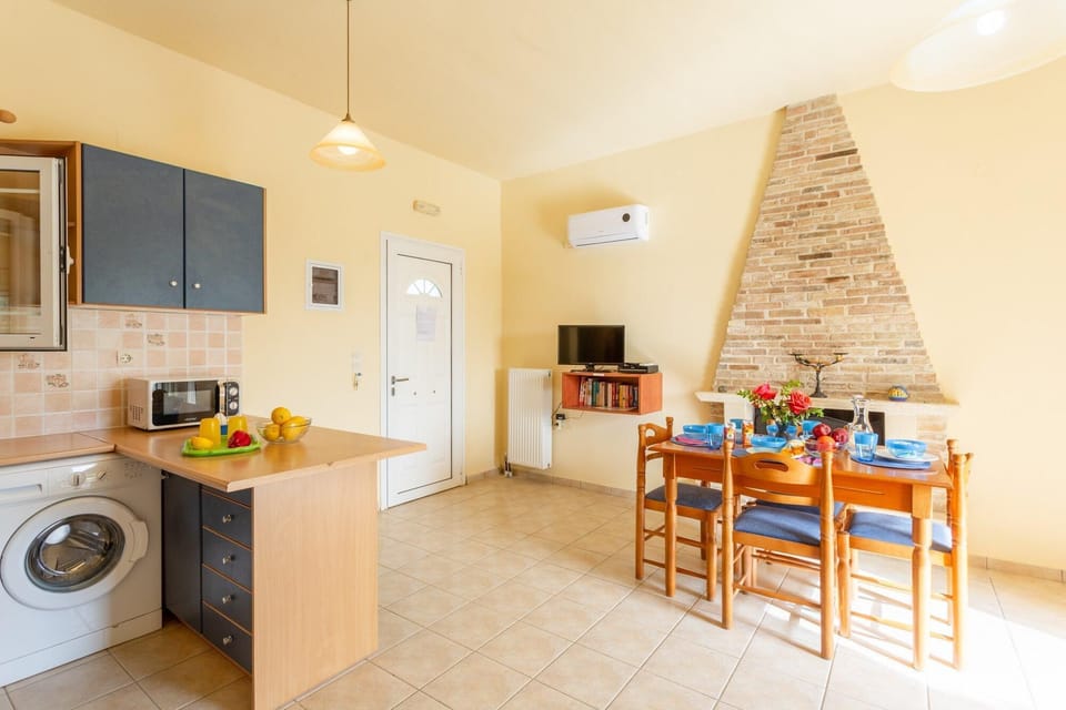 House | 1 bedroom