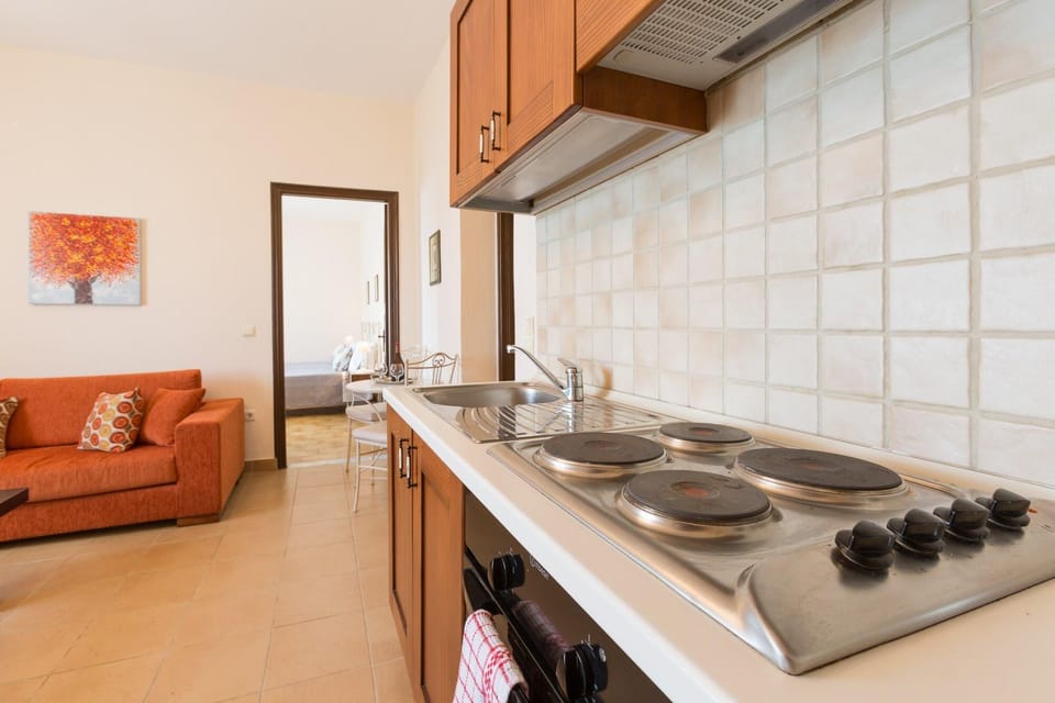 House | 5 bedrooms, WiFi