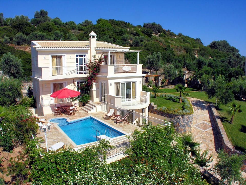 House | 4 bedrooms, WiFi