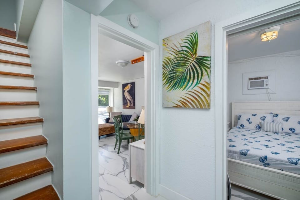 Entrance to Upstairs, living room and 2nd floor bedroom 