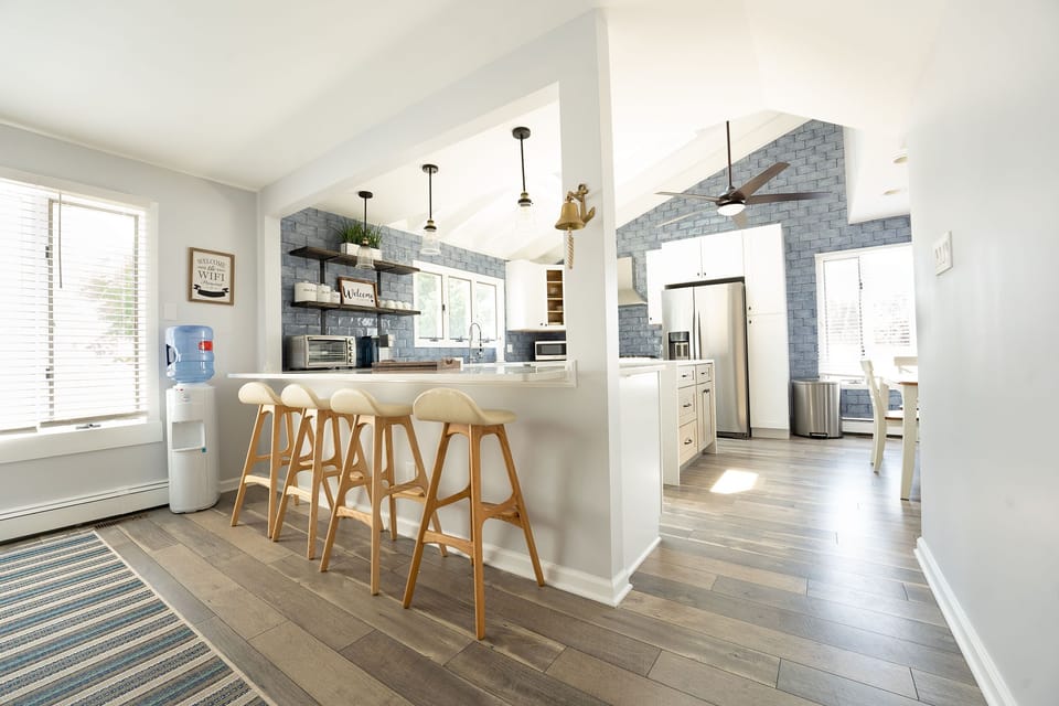 Kitchen Bar