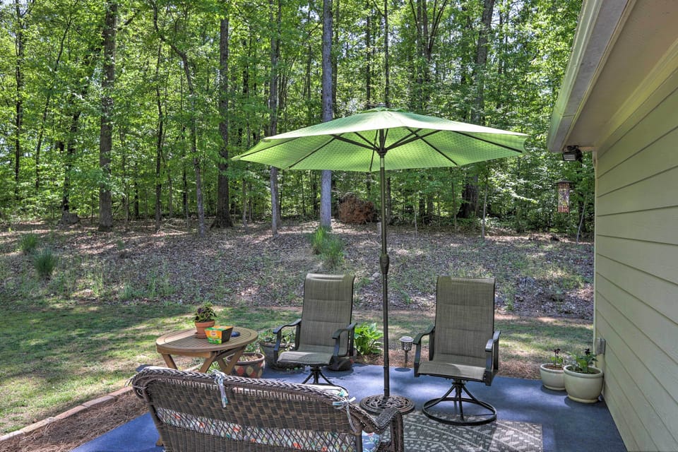 Exterior Space | Gas Grill