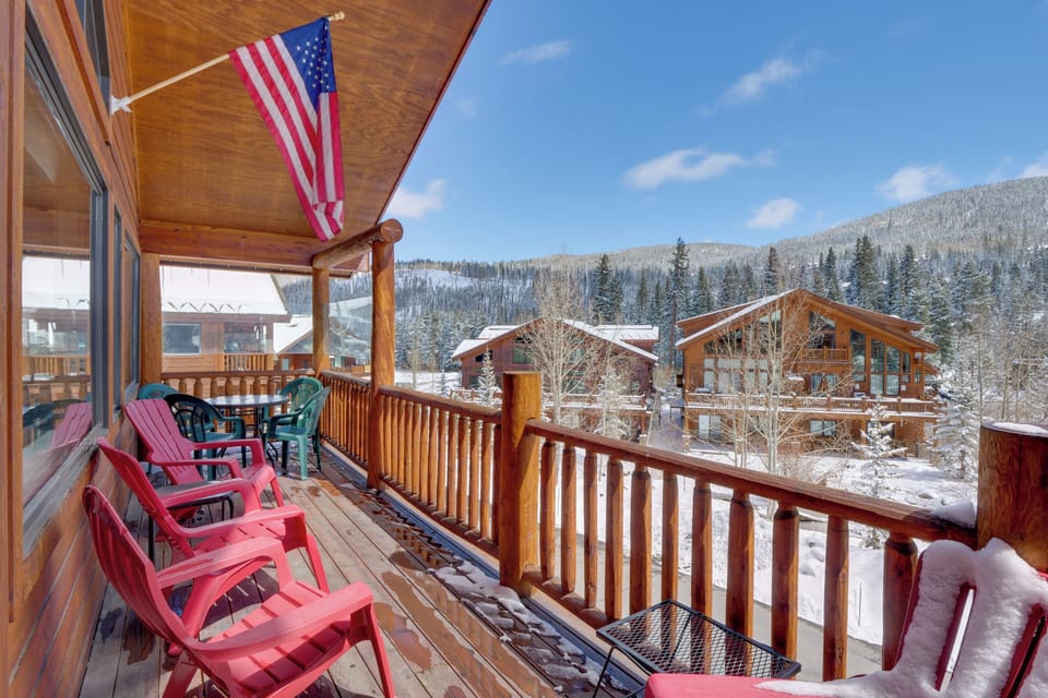 Private Deck | Gas Grill