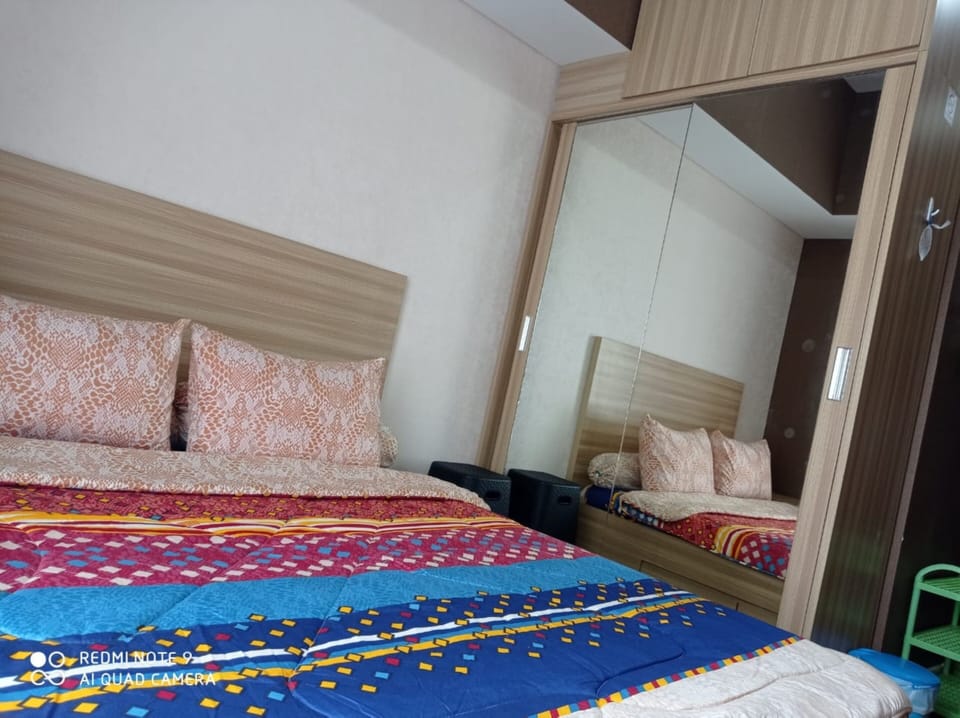 Studio | Desk, free WiFi