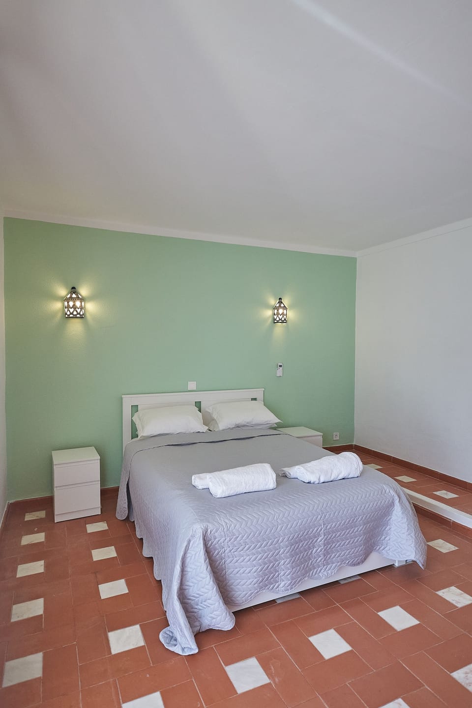 Bedroom 1 (Ground Floor)