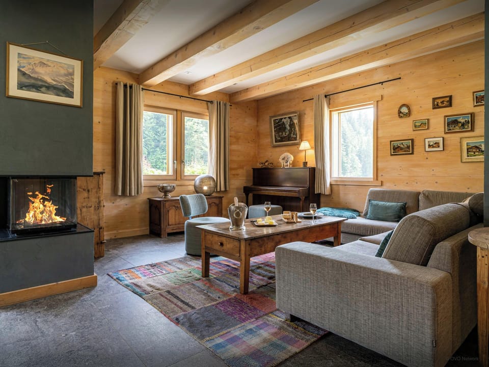 Living room with fireplace