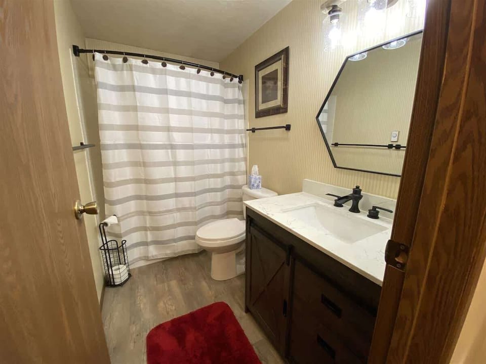 Upstairs Bath has tub/shower