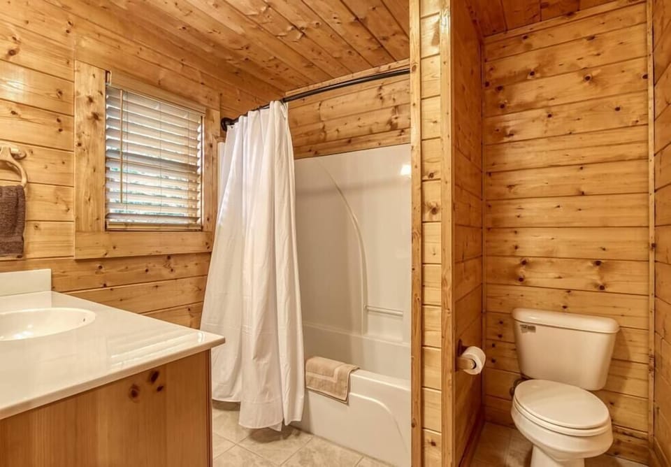 Upstairs bathroom