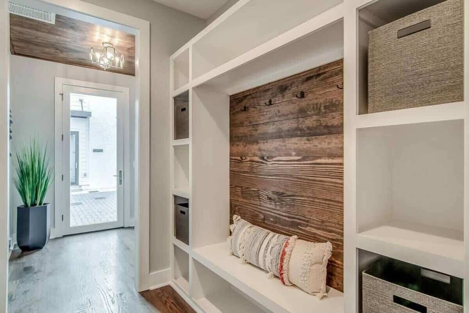 Condo entryway with hall tree for your convenience