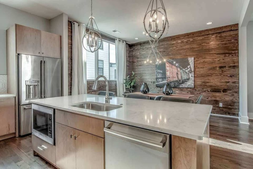 Fully equipped modern kitchen