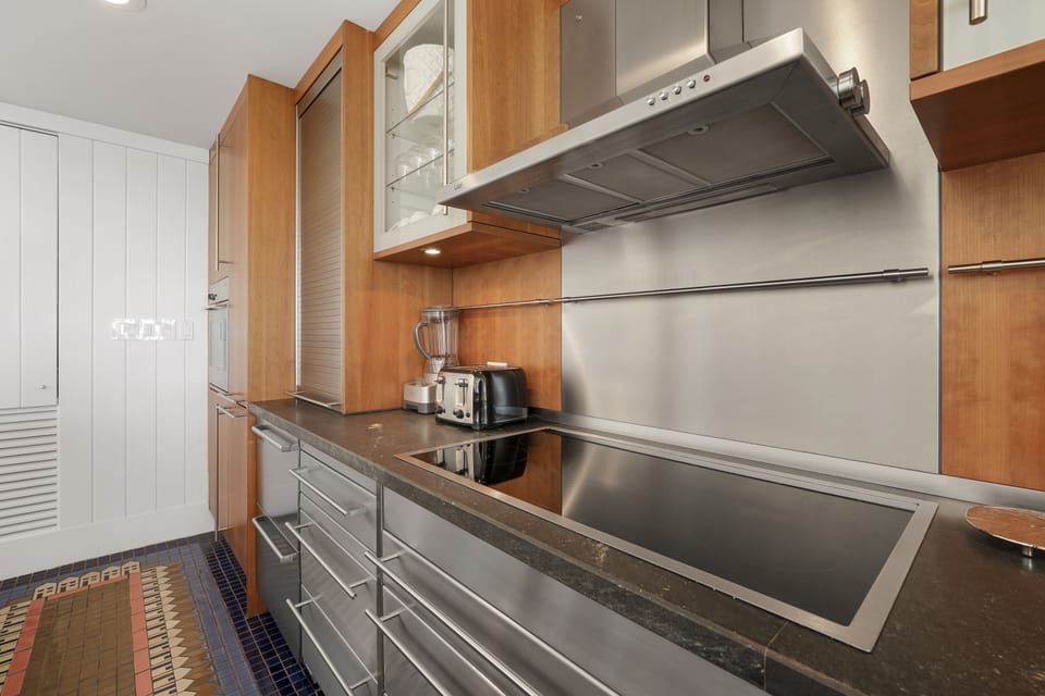GOURMET KITCHEN WITH GAGGENAU & MIELE APPLIANCES