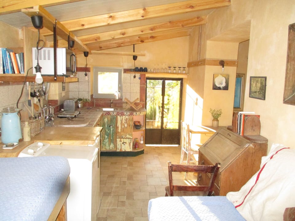 Kitchen from Bed 2