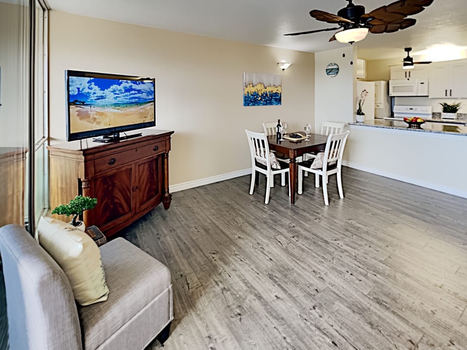 Comfortable and bright living room perfect for a relaxing vacation!