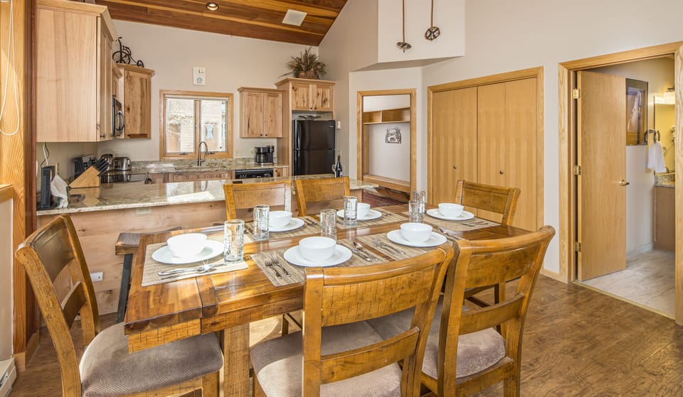 Table seating for 6