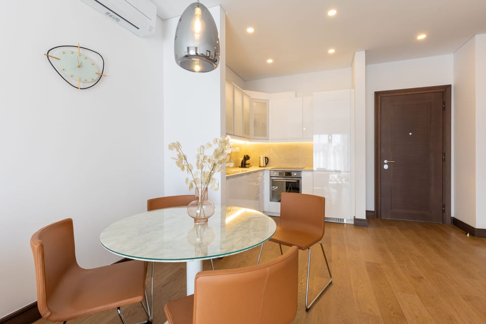 Deluxe Apartment | In-room dining