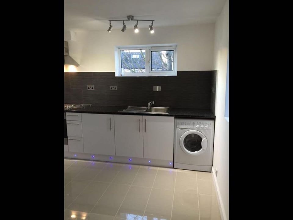 Apartment, 2 Bedrooms, City View | Interior