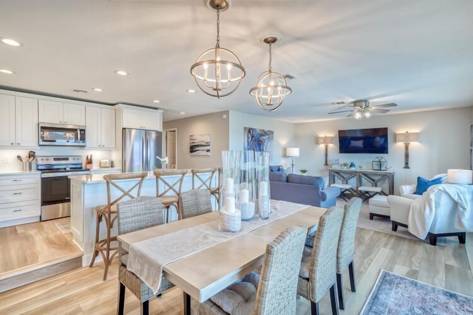 Kitchen, Living and Dining Area