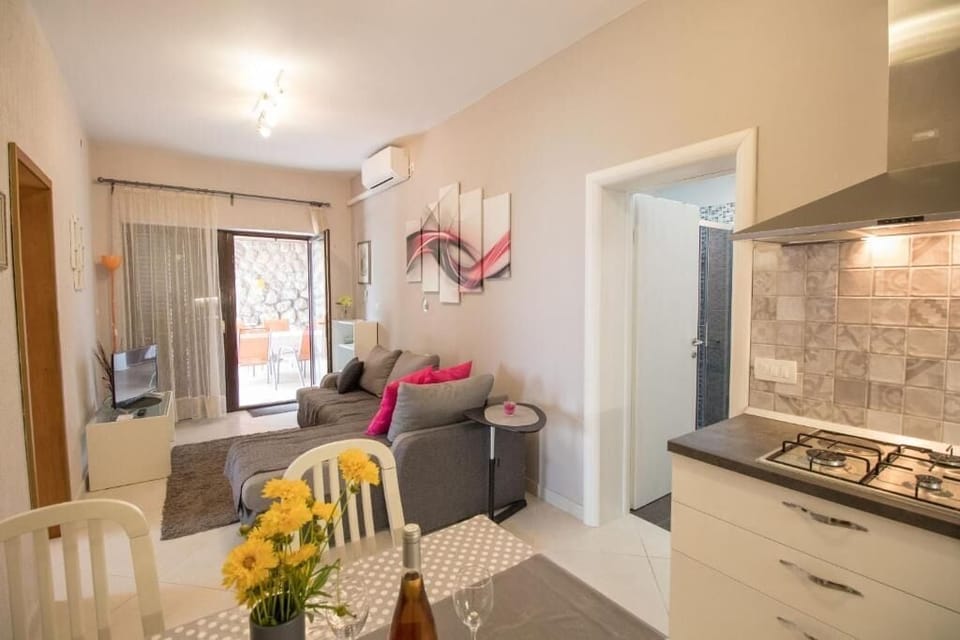 Apartment (A1) | Living room