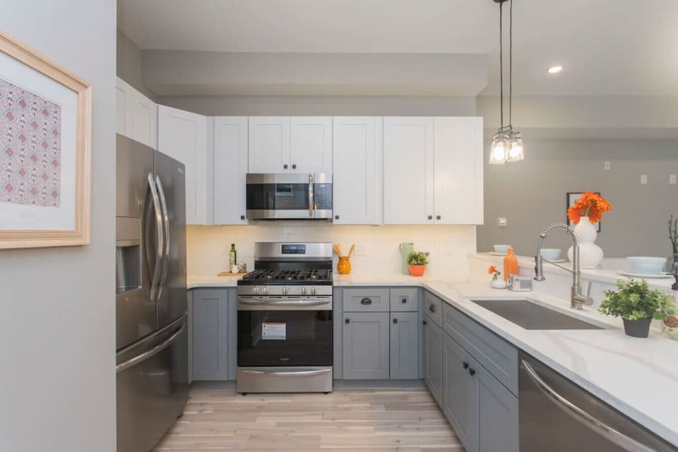 Modern appliances and plenty of cooking space