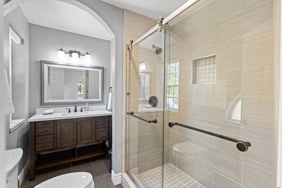 Primary Ensuite Bathroom