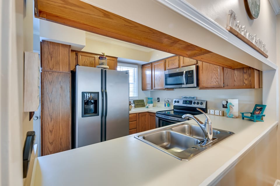 Kitchen | Dishware/Flatware | Cooking Basics | 1st Floor