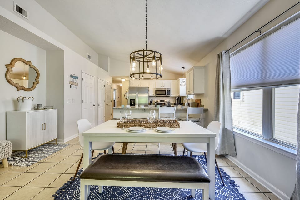 House, 3 Bedrooms, Patio | In-room dining