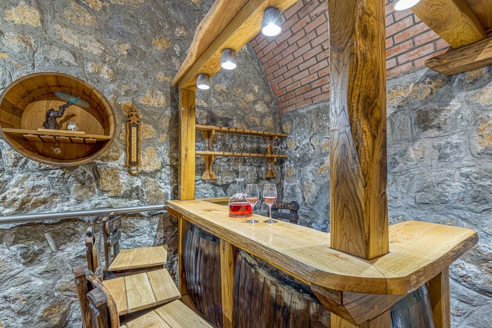 Cellar bar