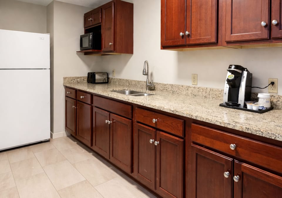 In-room safe, desk, laptop workspace, blackout drapes