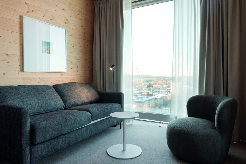 Family Room | Living area | Flat-screen TV, streaming services