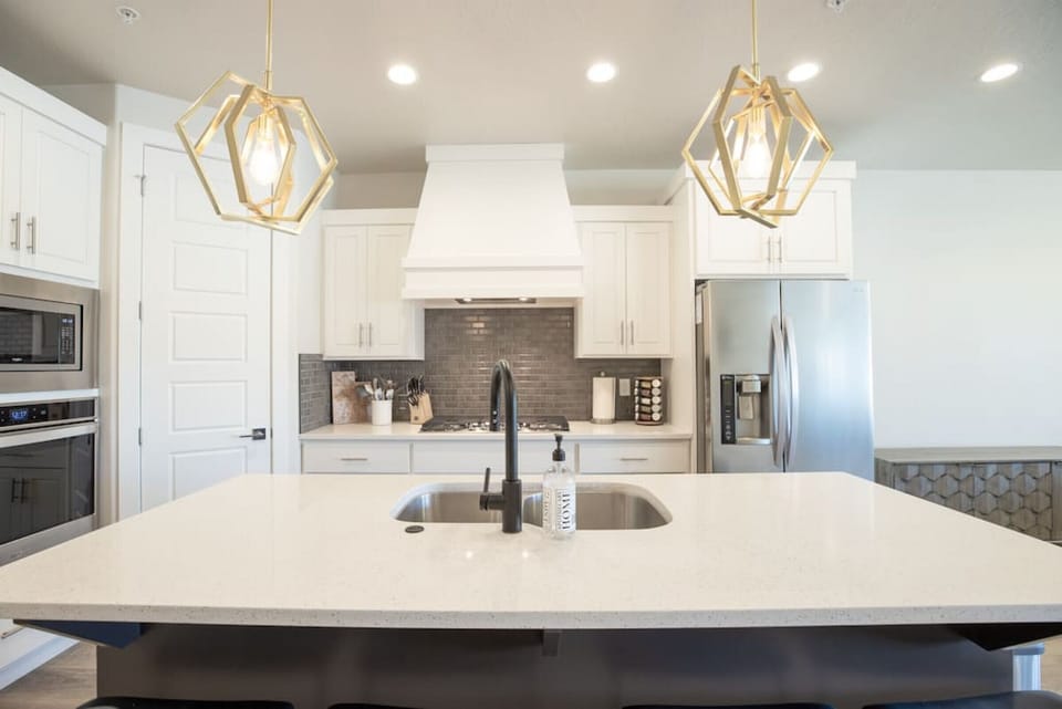 Fully stocked kitchen