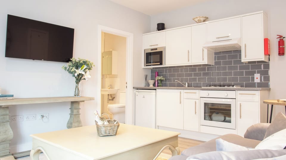 Apartment, Accessible, Private Bathroom | Lounge