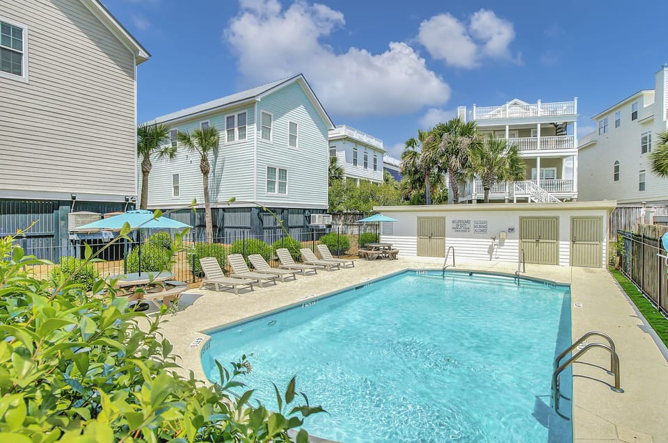 Communal swimming pool.