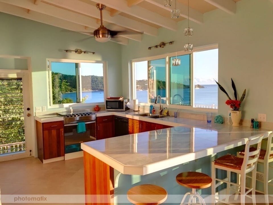 Spacious Kitchen