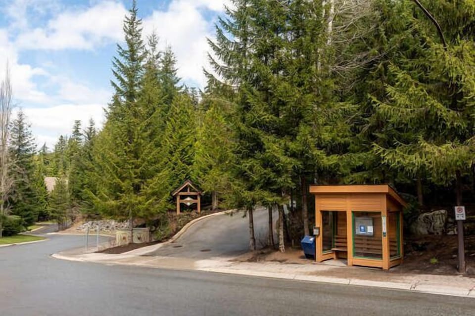 Bus Stop For The Free Upper Village Shuttle. Right Outside The Complex