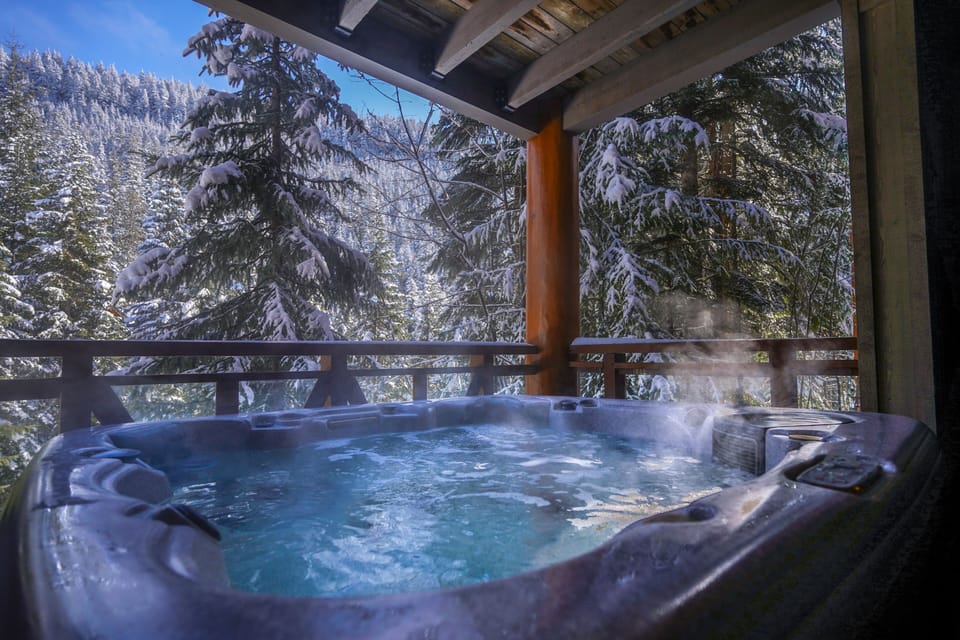 Hot Tub, Accessed from Lower Level