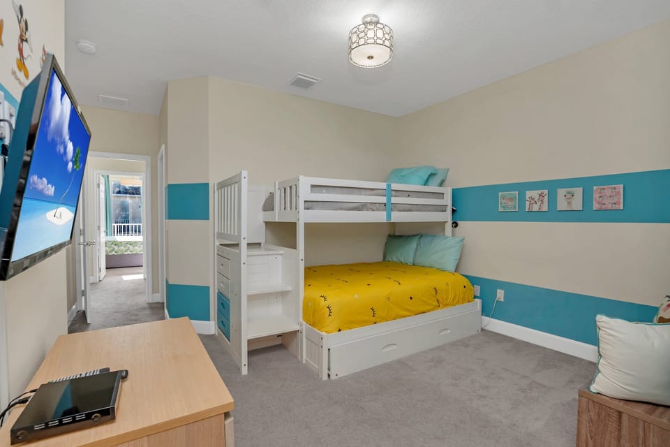 1627RetreatCir_15
