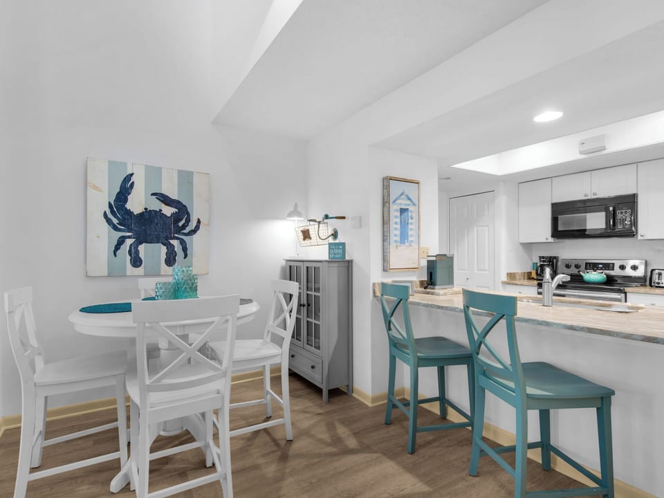 Breakfast Bar With Extra Seating